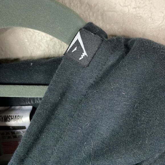 Gymshark Power Down Cropped Hoodie Sweatshirt Black Athletic Lounge Sz S - Picture 4 of 11